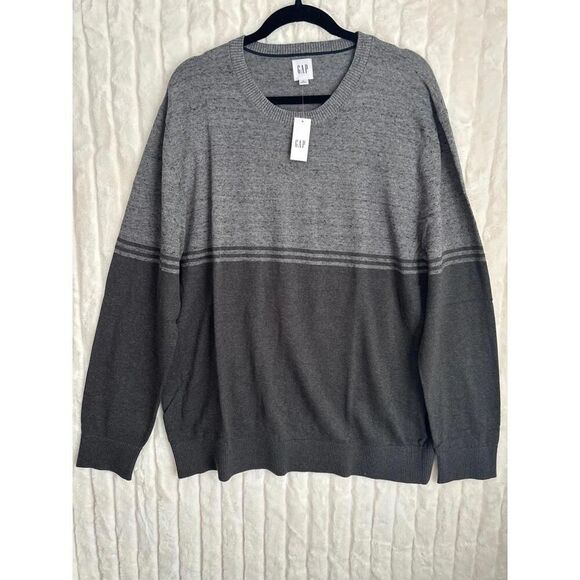GAP new heat here’s grey stripe classic basics men’s crewneck sweater XL - Picture 1 of 7